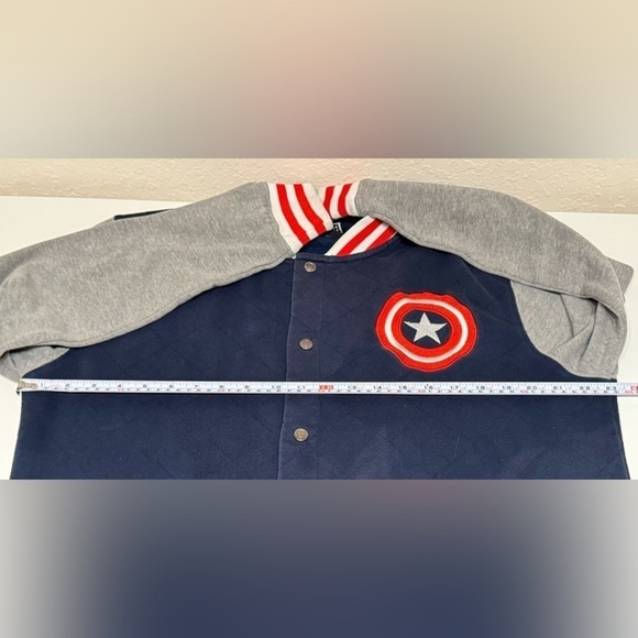 Marvel Captain America Red White Blue Gray Sleeves Varsity Jacket Men’s Size M - Picture 9 of 9